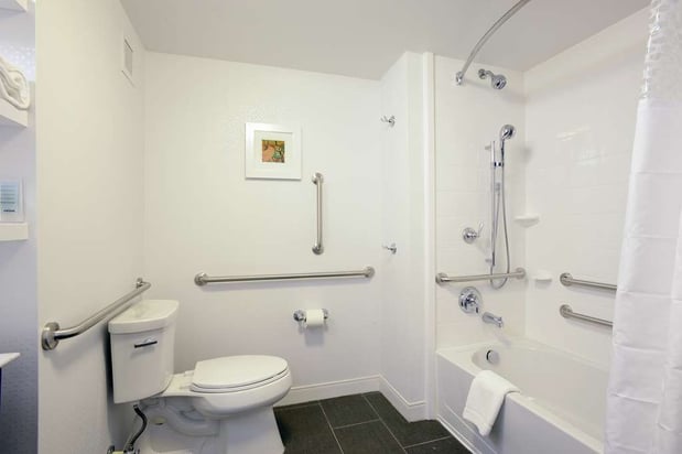 Images Hampton Inn & Suites Cincinnati / Kenwood