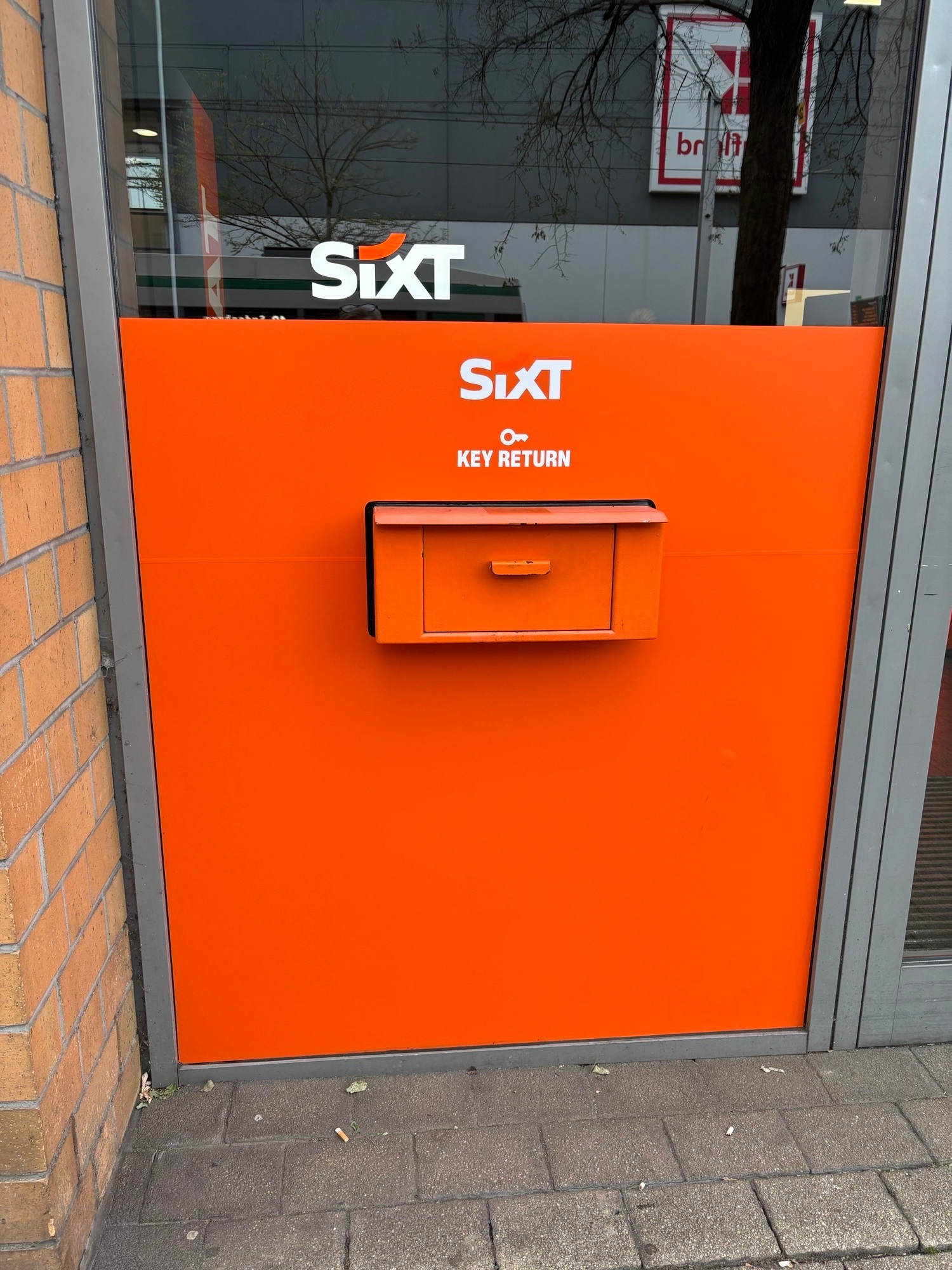 SIXT Autovermietung Magdeburg, Lübecker Straße 14 in Magdeburg