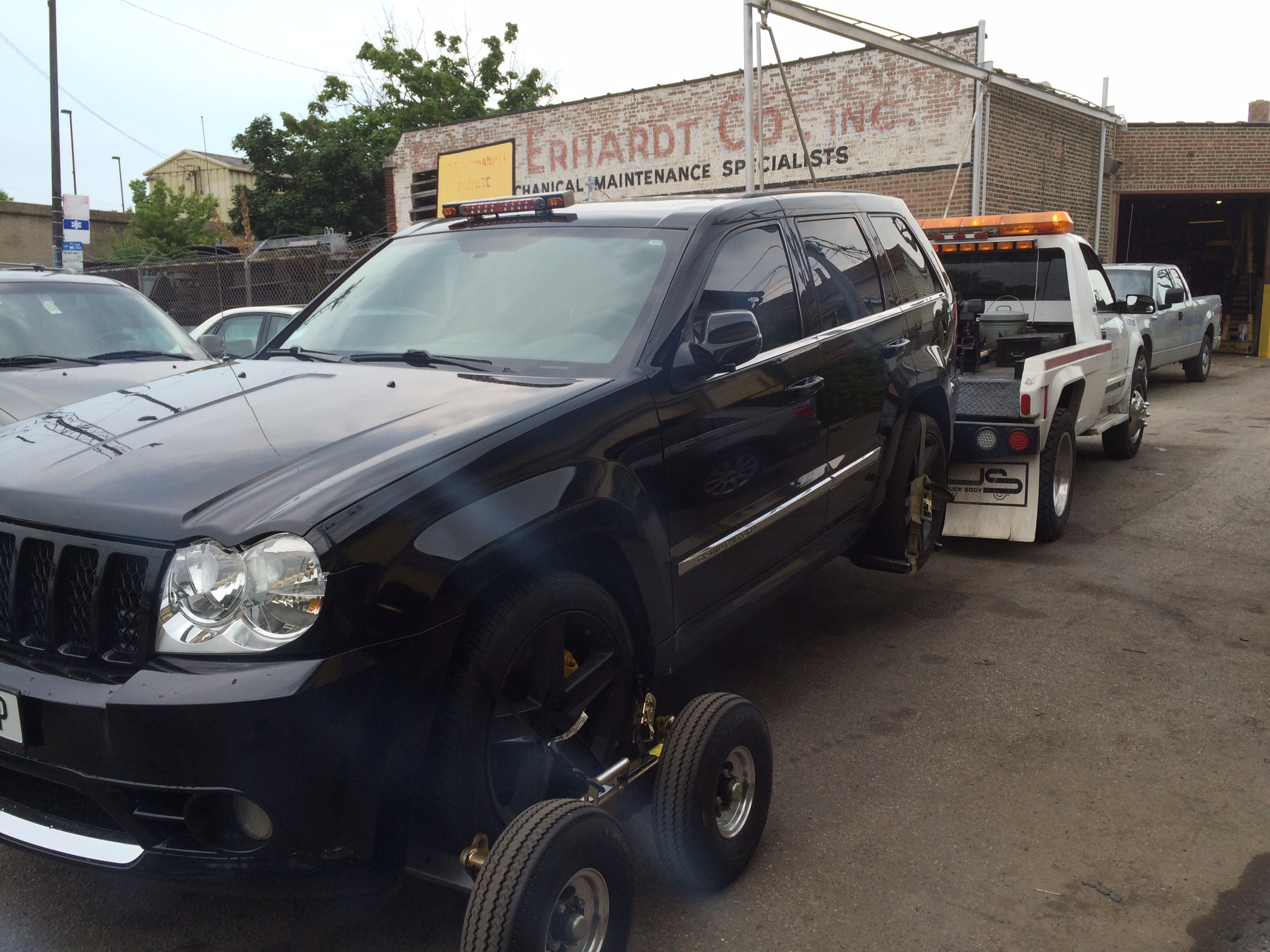 Rally Auto Towing & Recovery Photo