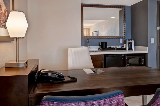 Images Embassy Suites by Hilton Oklahoma City Northwest