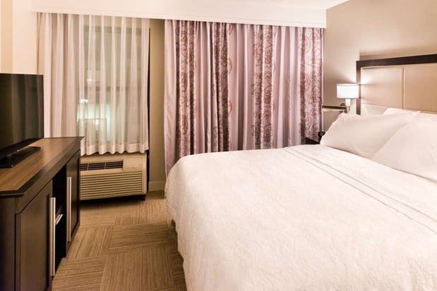Images Hampton Inn & Suites Orlando/East UCF Area