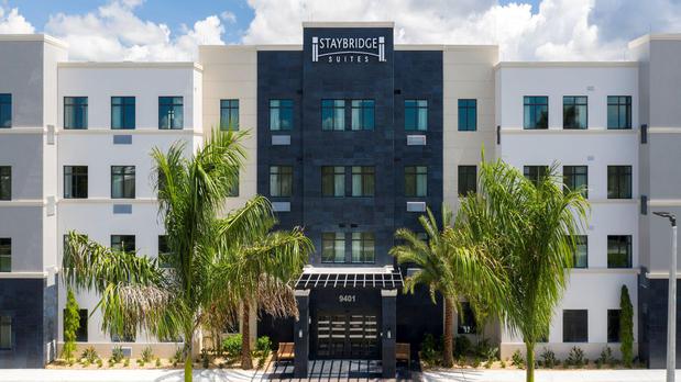 Images Staybridge Suites Naples - Marco Island by IHG