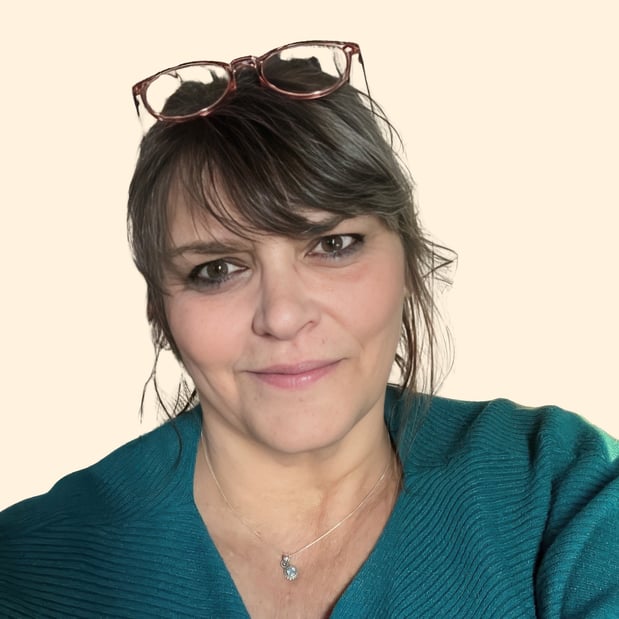 Images Tracy Souza, Counselor