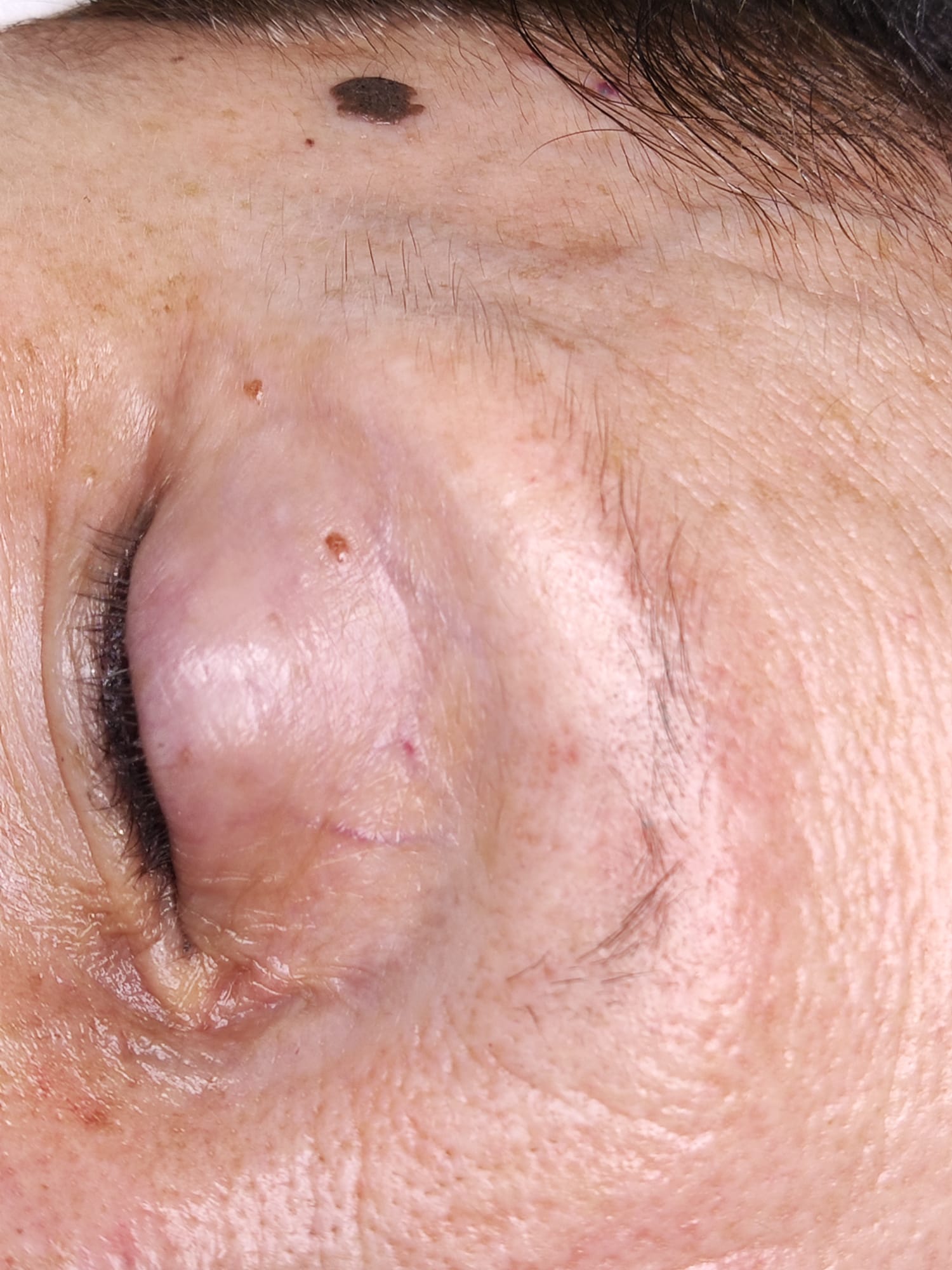 Images Dc Brows & lashes