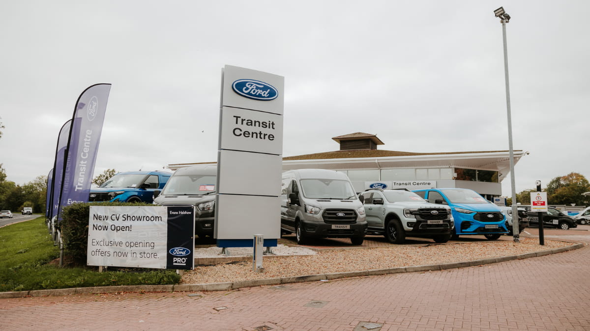 Images Ford Transit Centre Darlington
