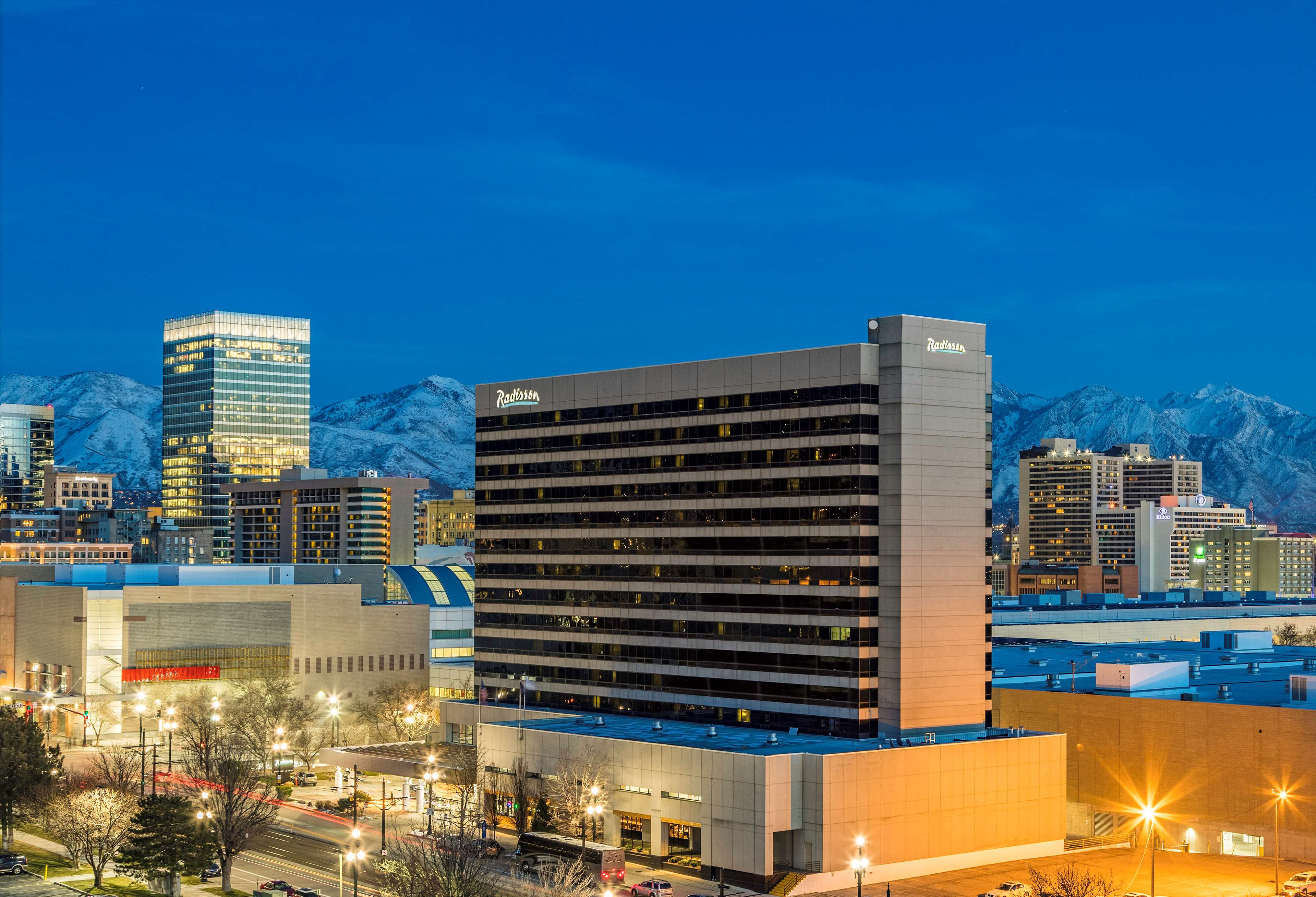 Radisson Hotel Salt Lake City Downtown Photo