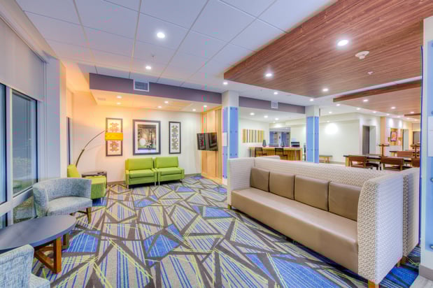 Images Holiday Inn Express & Suites Remington by IHG