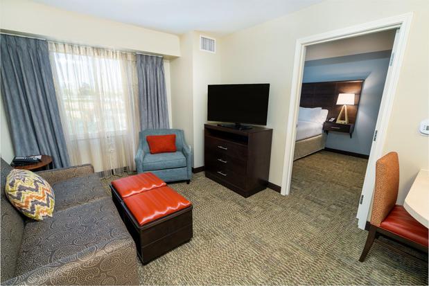 Images Staybridge Suites Newark - Fremont by IHG