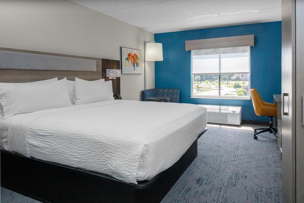 Images Holiday Inn Express Rocky Mount – Sports Center by IHG