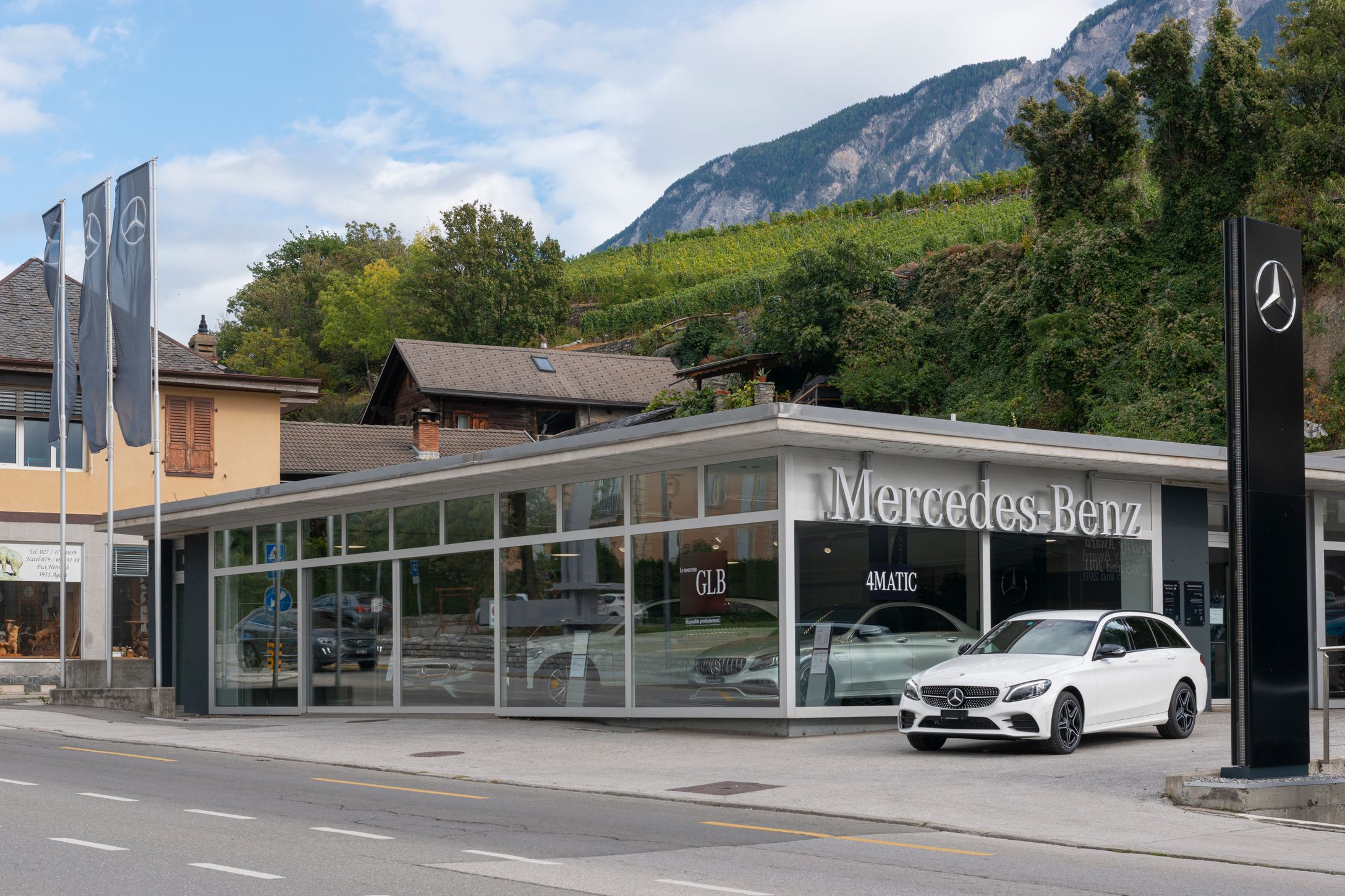 Bilder Garage Le Parc D'Andrès S.A