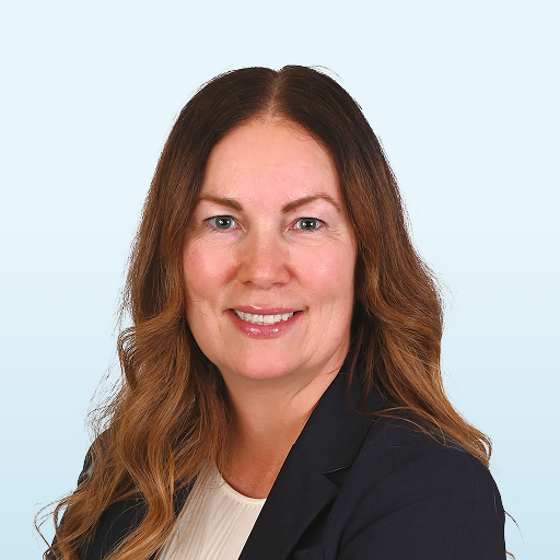 Christina Switzer headshot.