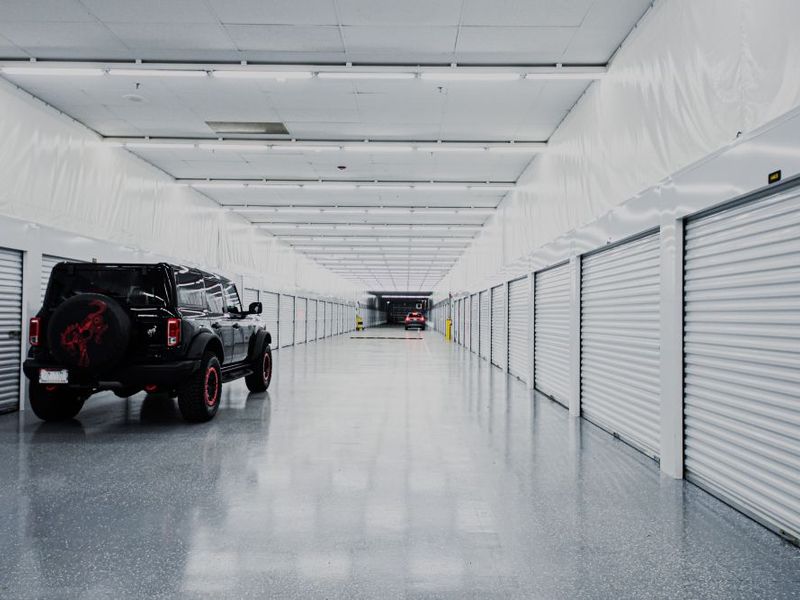 Images Extra Space Storage