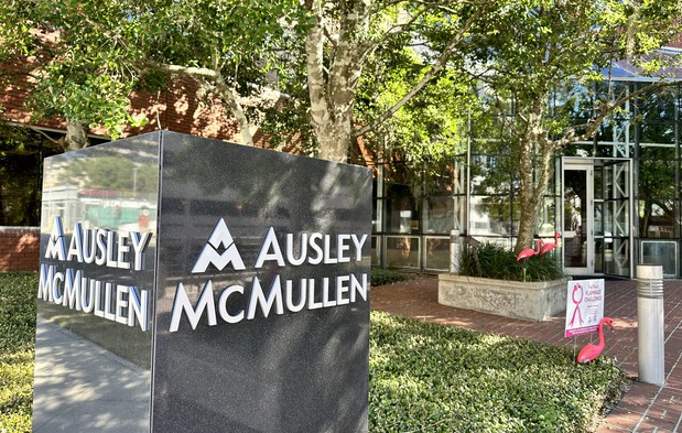 Images Ausley McMullen
