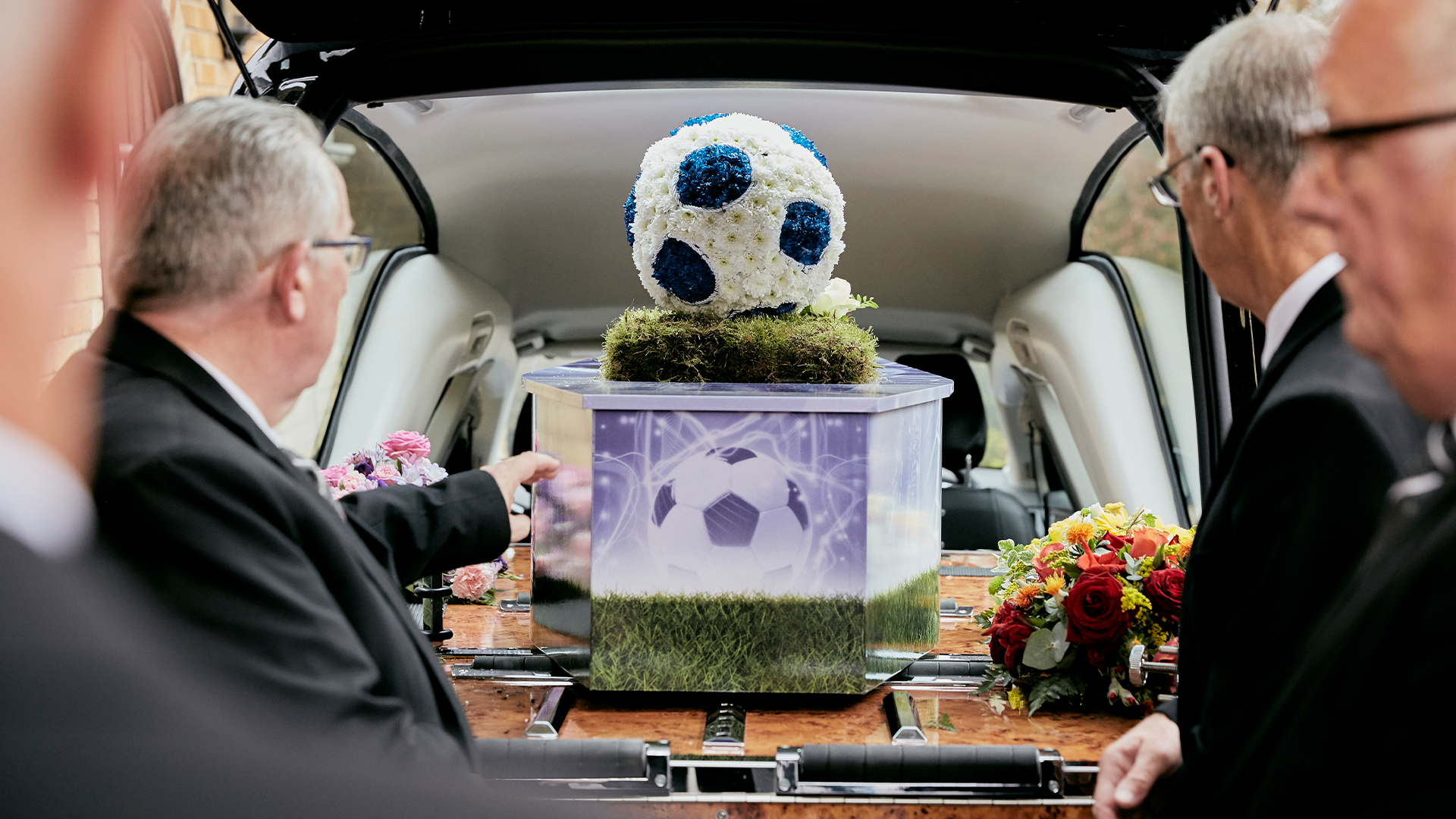 Images Roy Quinton Funeral Directors