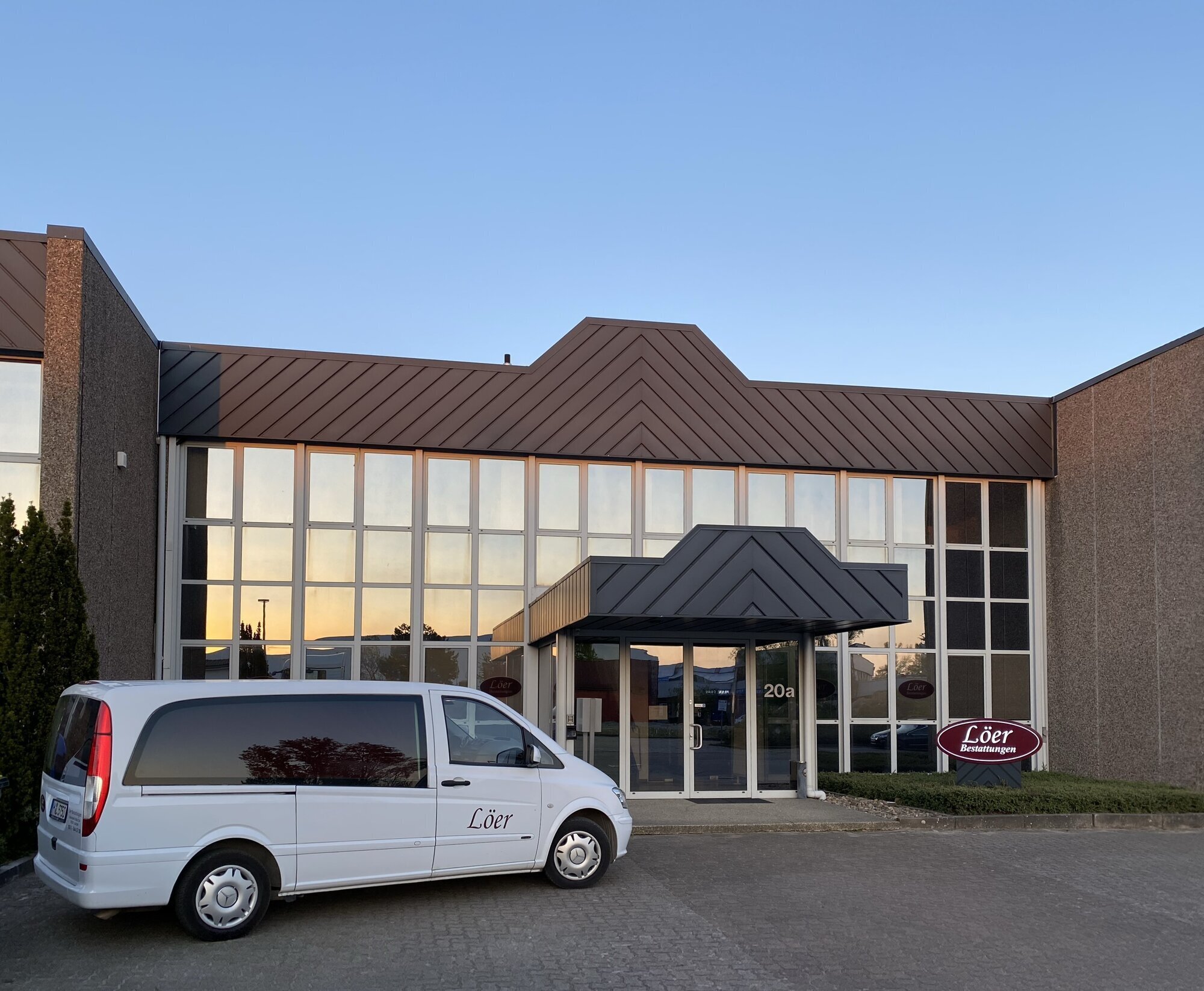 Löer Bestattungen, Karlsruher Straße 20A in Laatzen