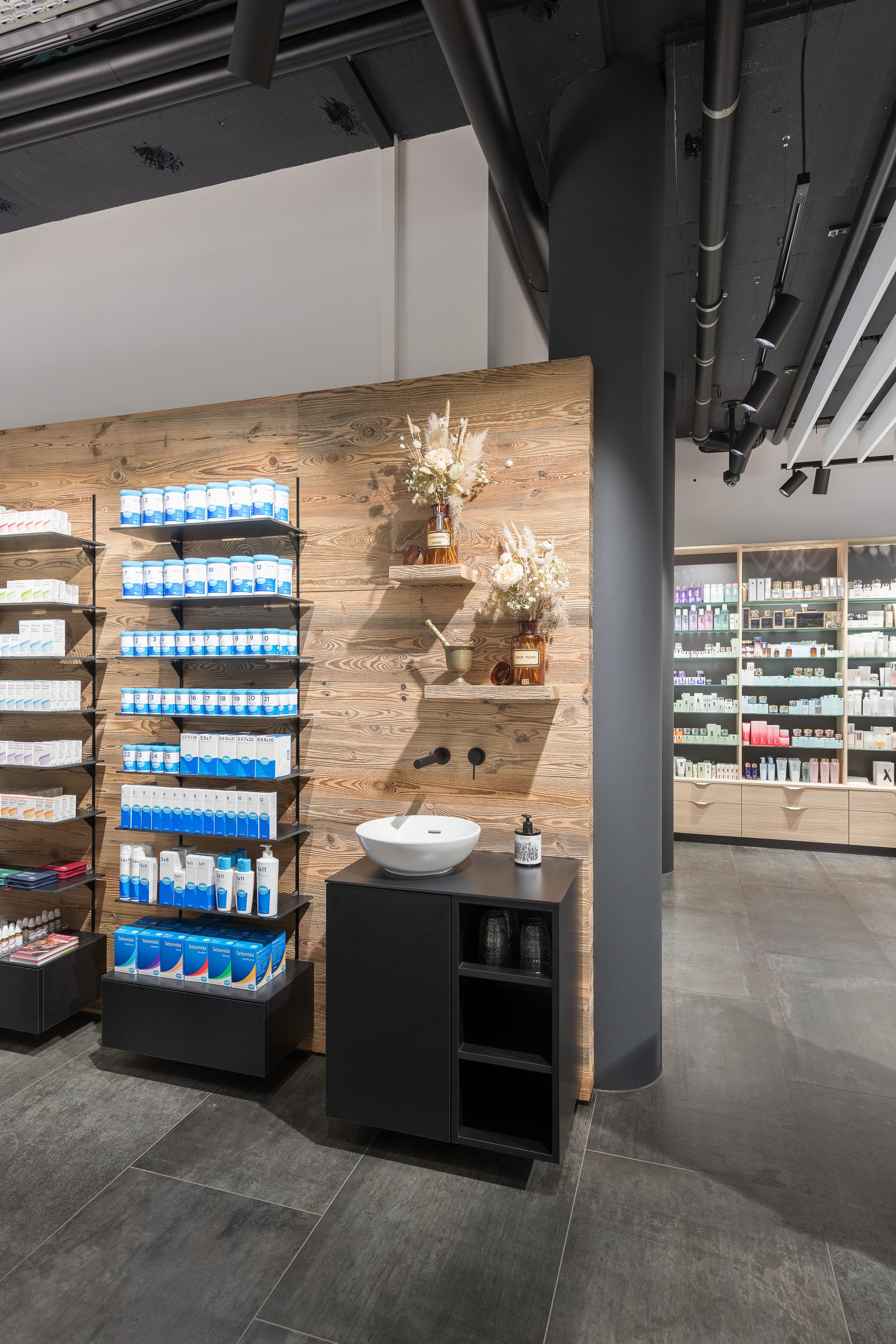 Bilder Aemisegger Apotheke Drogerie Kosmetik