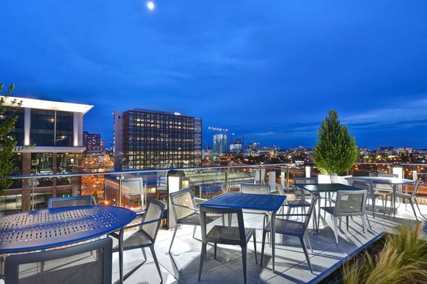 Images Hampton Inn & Suites Nashville Downtown Capitol View