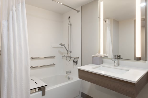 Images Holiday Inn Express & Suites Tampa Airport by IHG