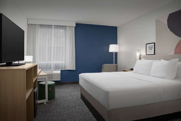 Images Spark by Hilton Miami Doral