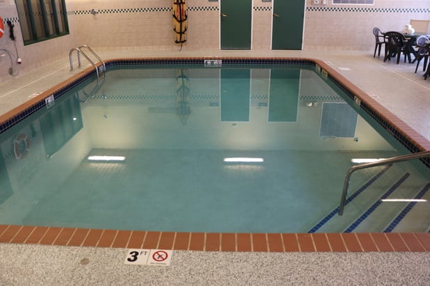 Images Holiday Inn Express & Suites Marquette by IHG