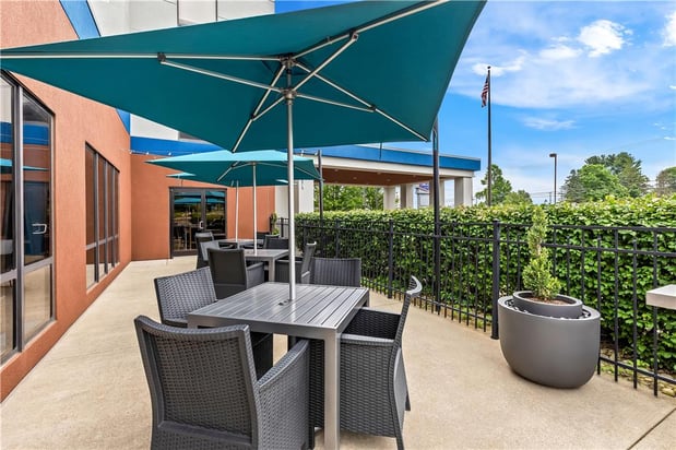 Images Hampton Inn & Suites Grove City