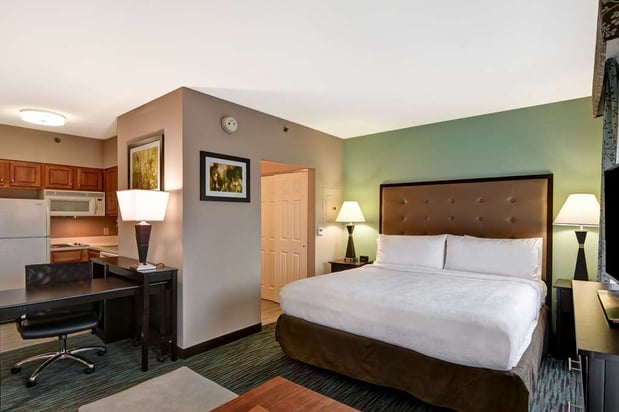 Images Homewood Suites by Hilton Aurora Naperville