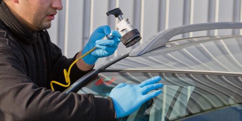 3 Reasons DIY Auto Glass Repair Is a Bad Idea