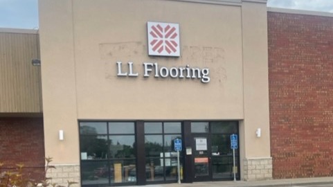 LL Flooring #1322 Burnsville | 1355 West 141st St | Storefront