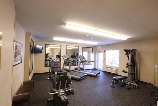 Images Candlewood Suites St. Joseph by IHG