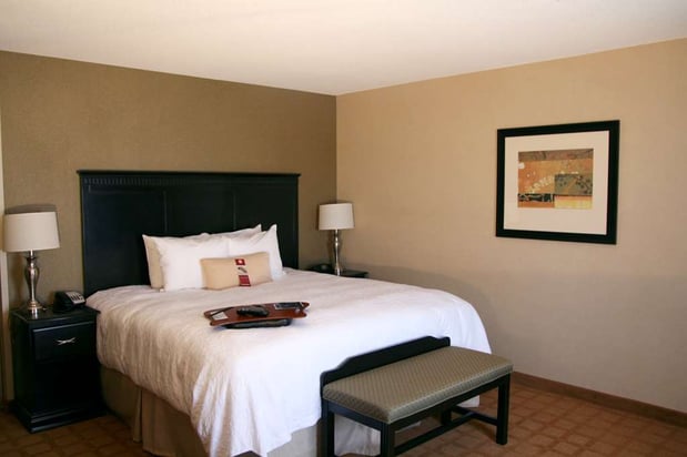 Images Hampton Inn & Suites Chicago/St. Charles