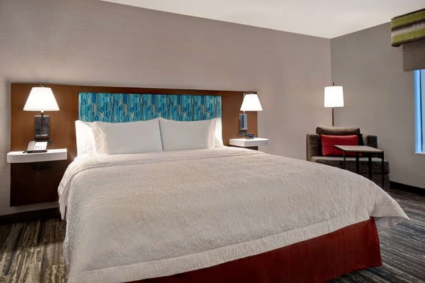 Images Hampton Inn Pleasant View