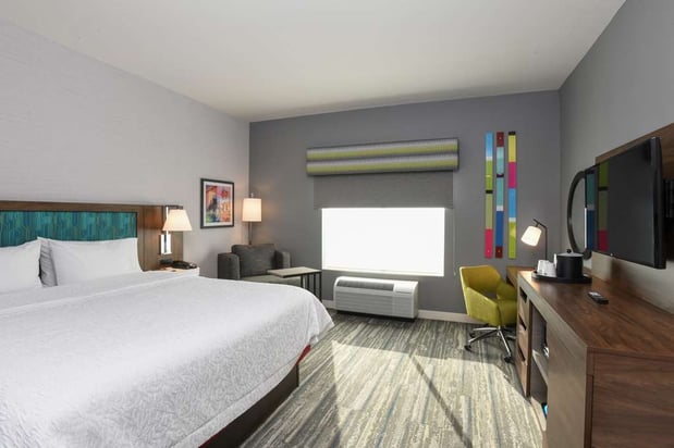 Images Hampton Inn & Suites Cincinnati Liberty Township