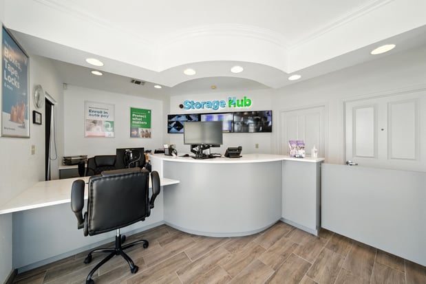 Images Storage Hub