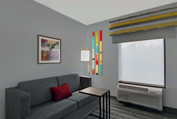Images Hampton Inn & Suites Syracuse Dewitt