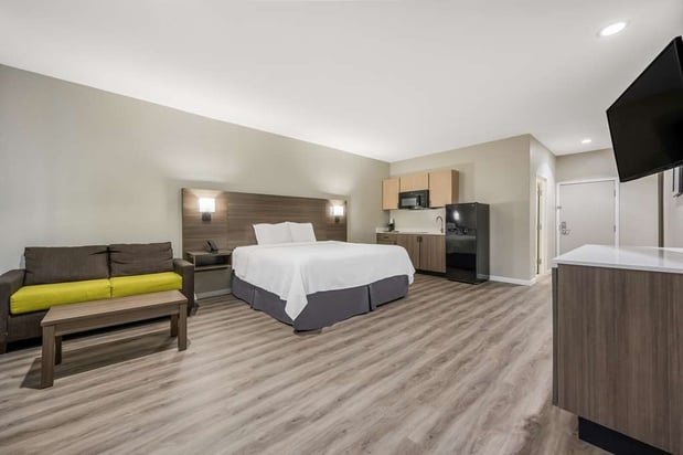 Images SureStay Studio by Best Western Conroe Downtown