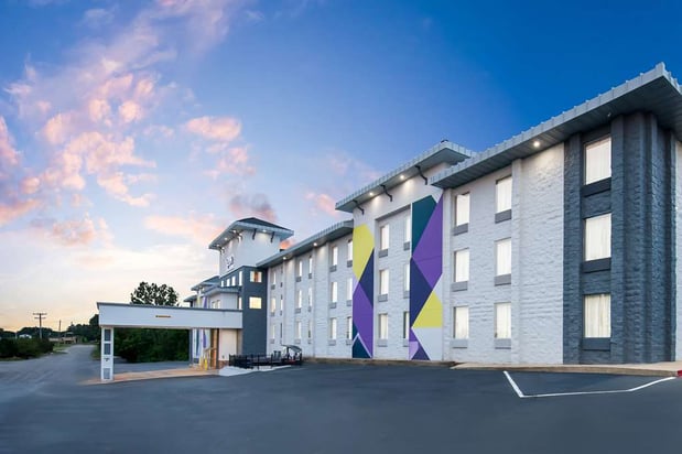 Images Spark by Hilton Branson Meadows