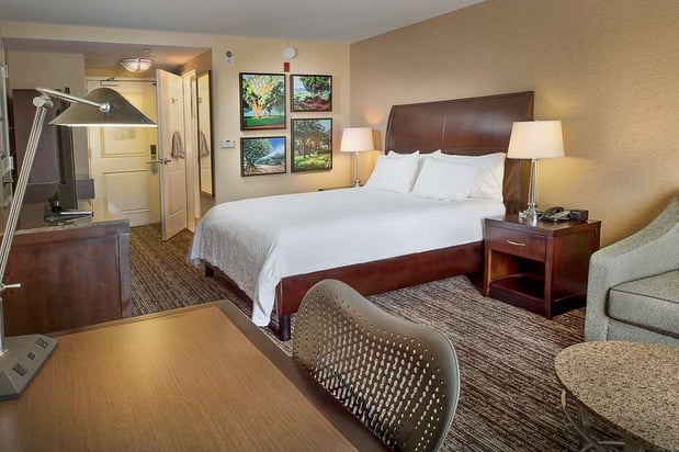 Images Hilton Garden Inn St. Louis Airport