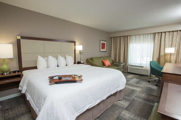 Images Hampton Inn & Suites Cincinnati-Union Centre