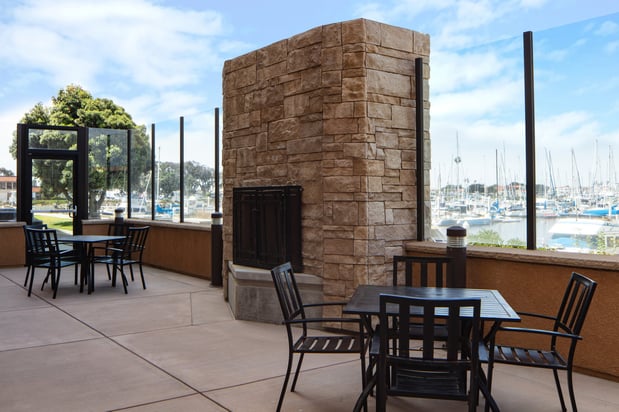 Images Holiday Inn Express & Suites Ventura Harbor by IHG