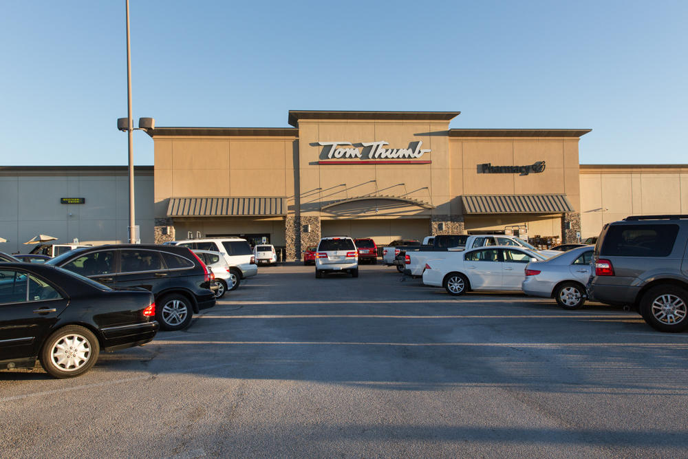 Tom Thumb at Ridglea Plaza Shopping Center