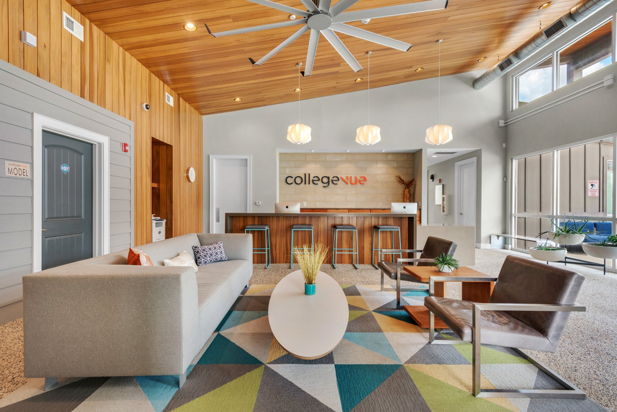 Luxury student apartments Pensacola