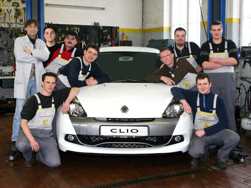 Auto-Nadler GmbH & Co. KG, Am Mittelfeld 2 in Eresing