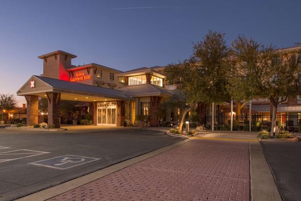 Images Hilton Garden Inn Yuma Pivot Point