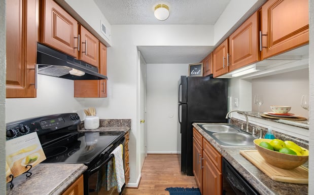 Images Ashley Park Apartments