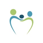 Distinctive Smiles Logo