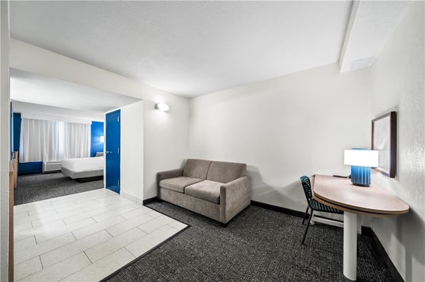 Images Spark by Hilton Orlando near Universal