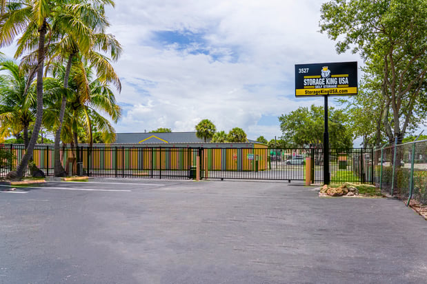 Images Storage King USA
