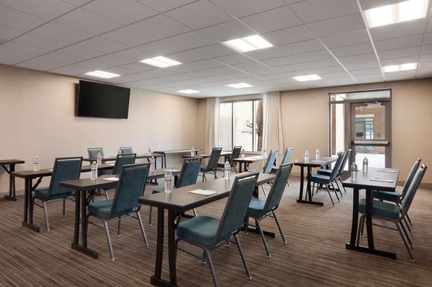 Images Homewood Suites by Hilton Syracuse - Carrier Circle