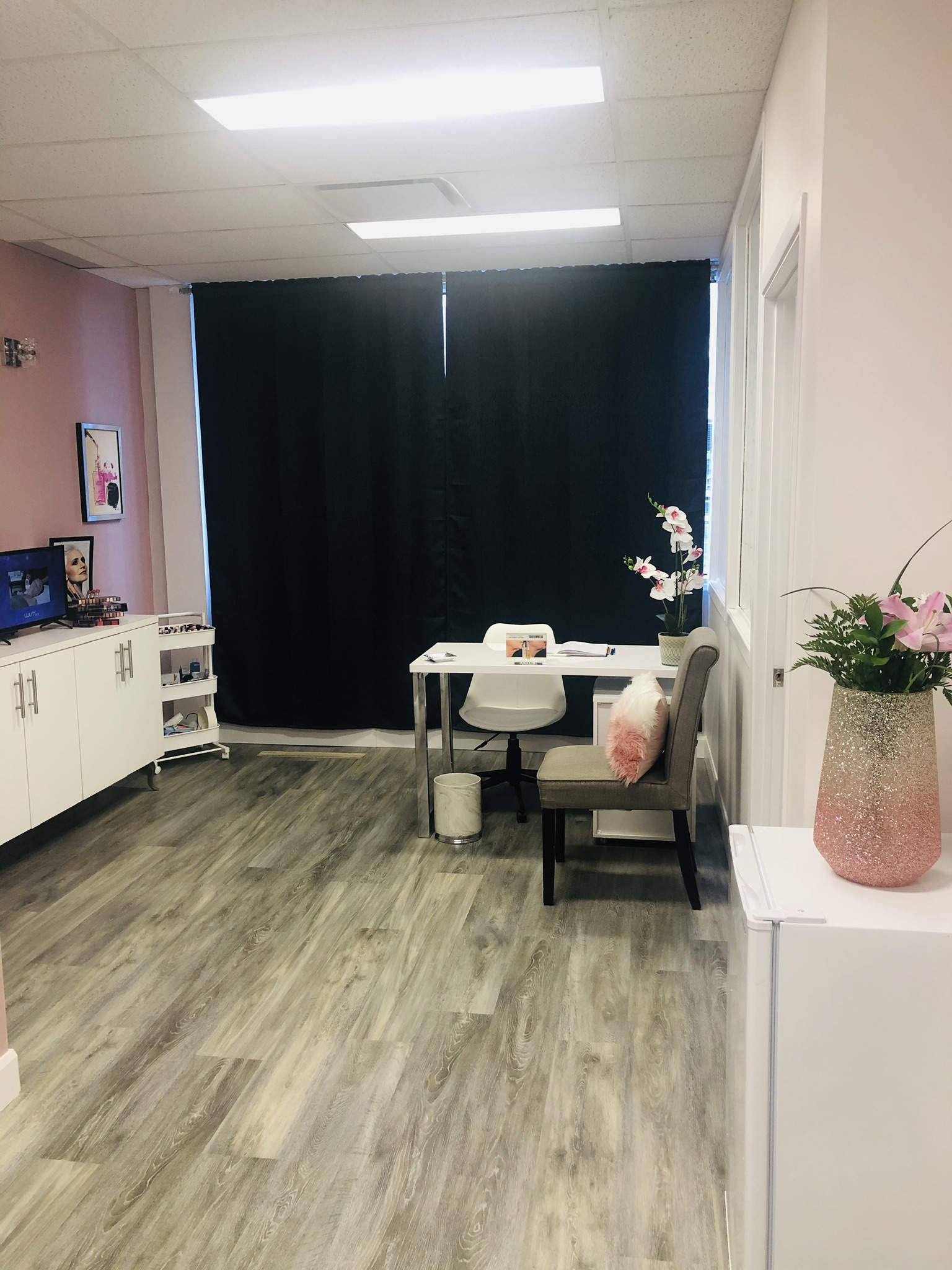 Images Clinique d'Esthétique Leila - Hydrafacial, Microblading, Épilation Laser Sainte-Foy