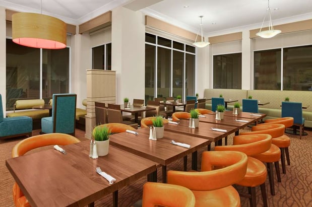 Images Hilton Garden Inn San Francisco Airport North